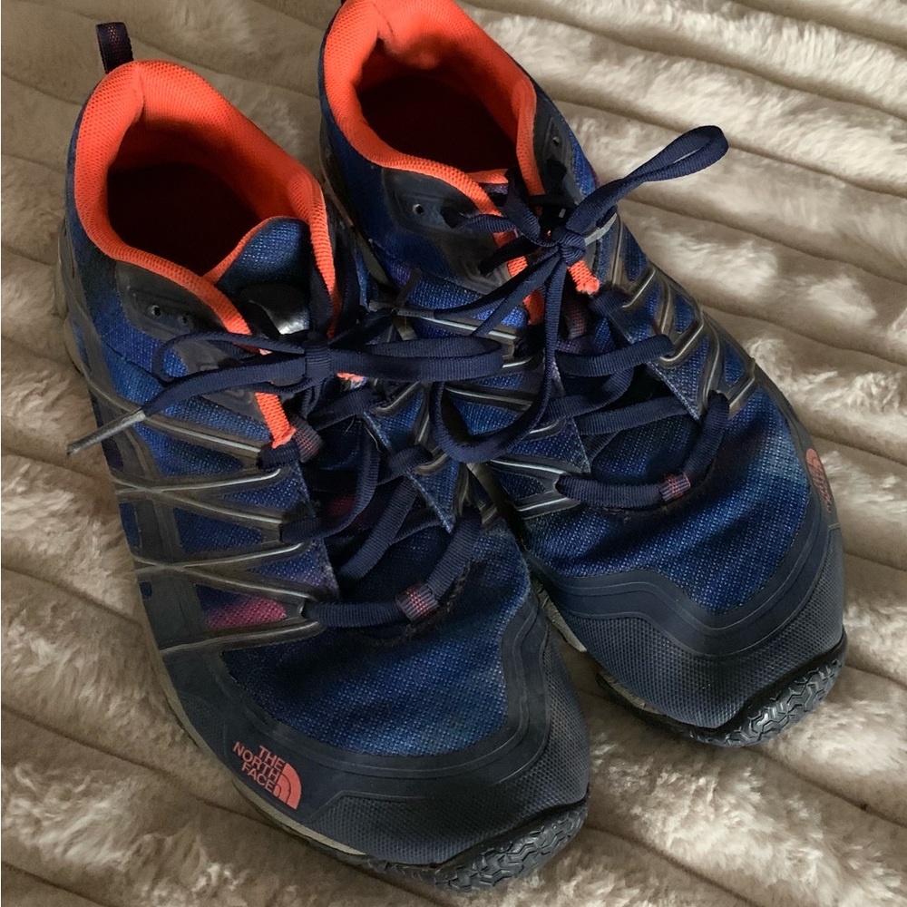 North Face Running Tennis Shows Blue & Orange
